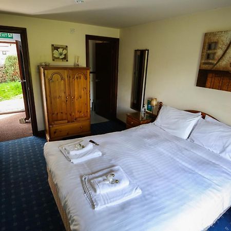 Oyo Ye Olde Bowling Green Inn (Adults Only) Bradwell  Dış mekan fotoğraf